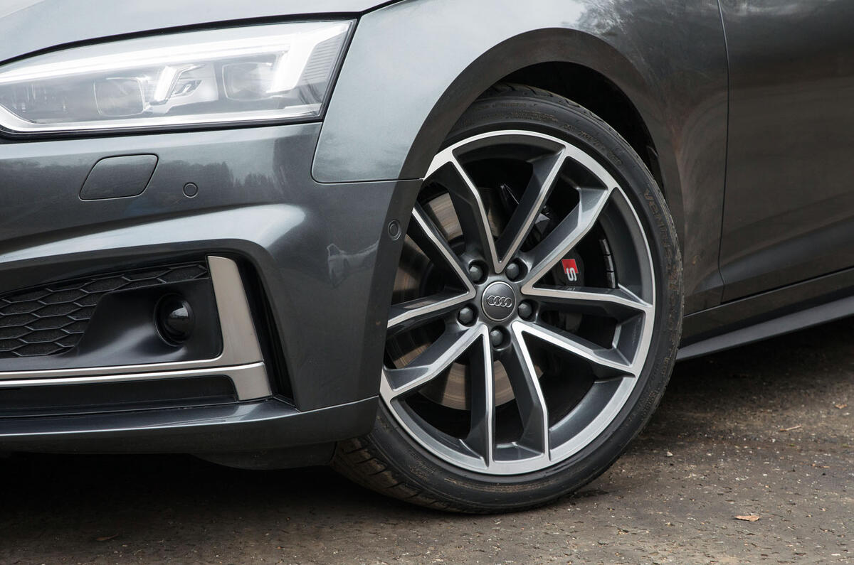 19in Audi S5 alloy wheels