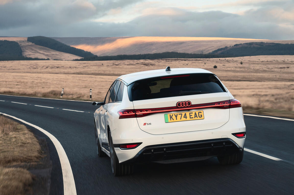 audi s6 avant e tron 2025 Review rear tracking 0017 audi s6 avant e tron 2025 Review rear tracking 0017