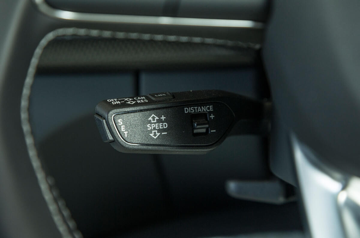 Audi SQ5 cruise control