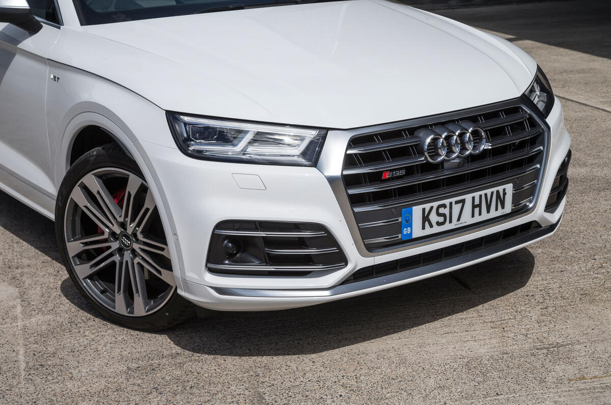 Audi SQ5 front end
