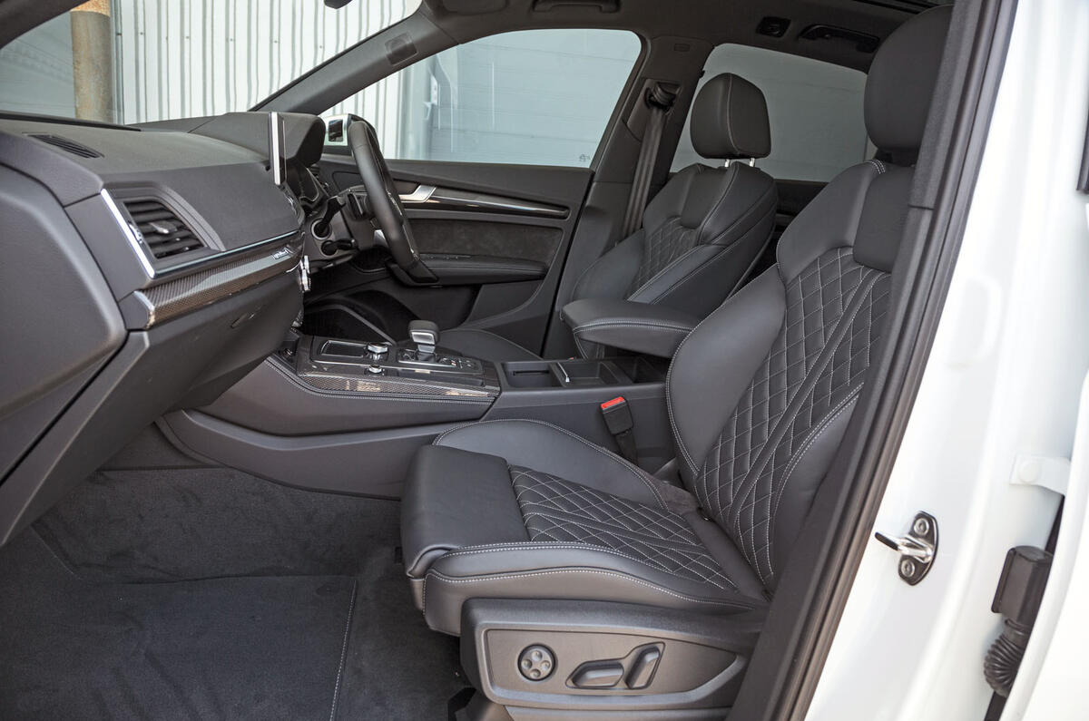 Audi SQ5 interior