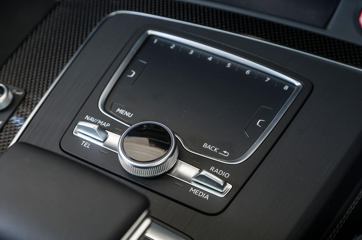 Audi SQ5 infotainment controller