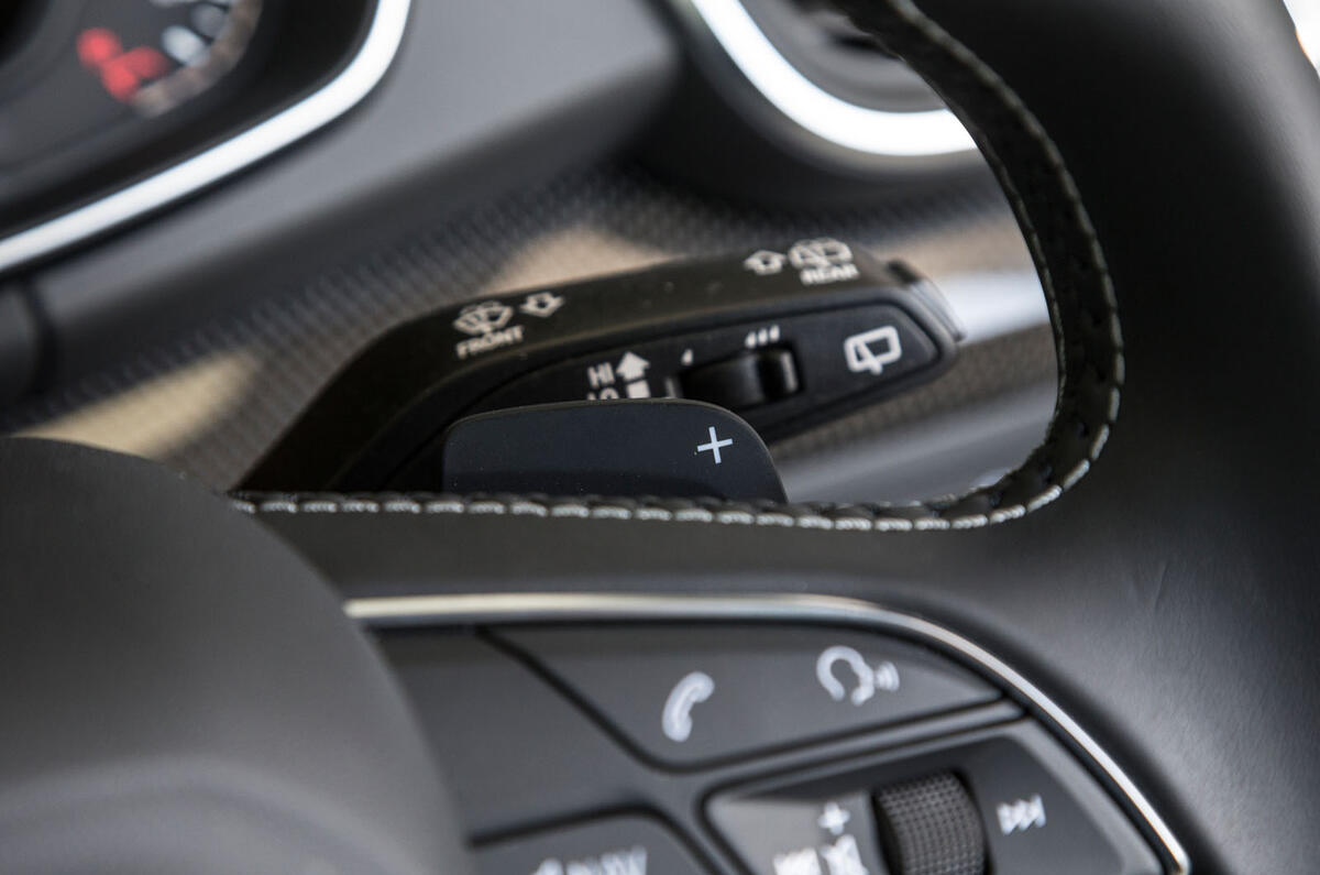 Audi SQ5 paddle shifters