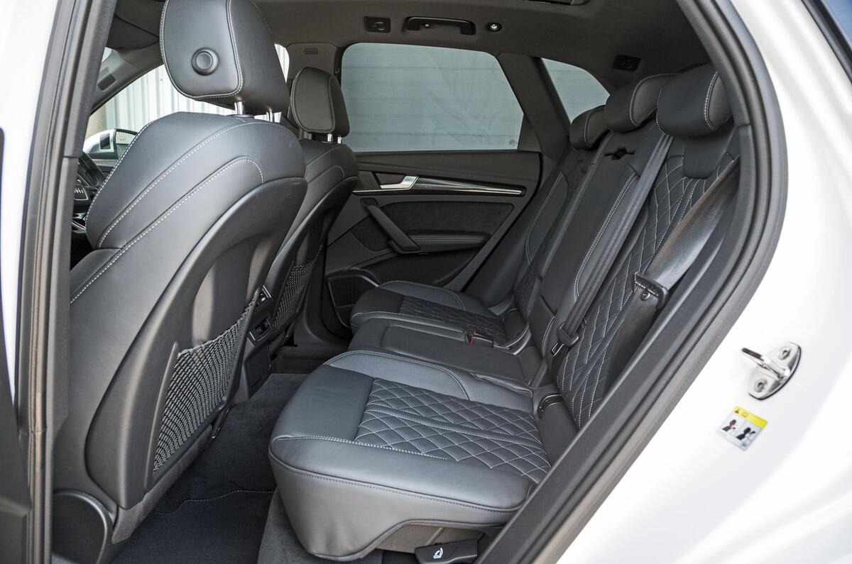 Audi SQ5 rear seats