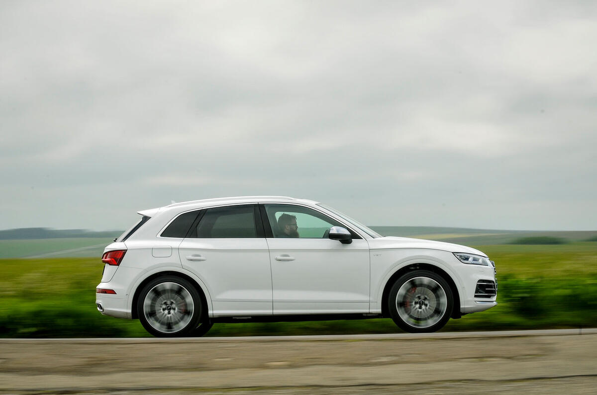 Audi SQ5 side profile