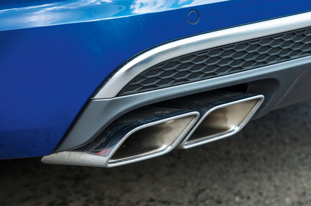 Audi Q7 quad exhaust system