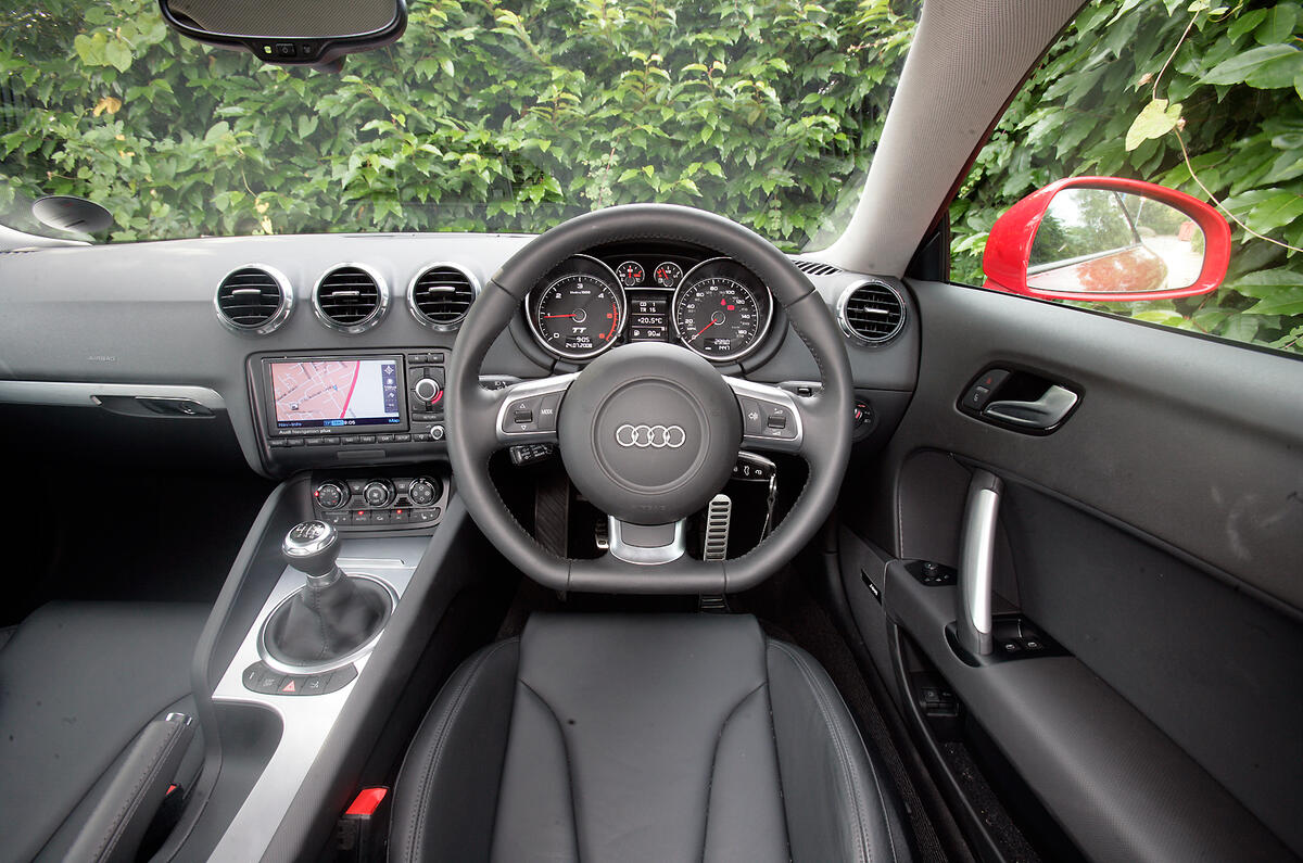 Dials for revs and speed are faultless and easy to read Audi TT driver's seat