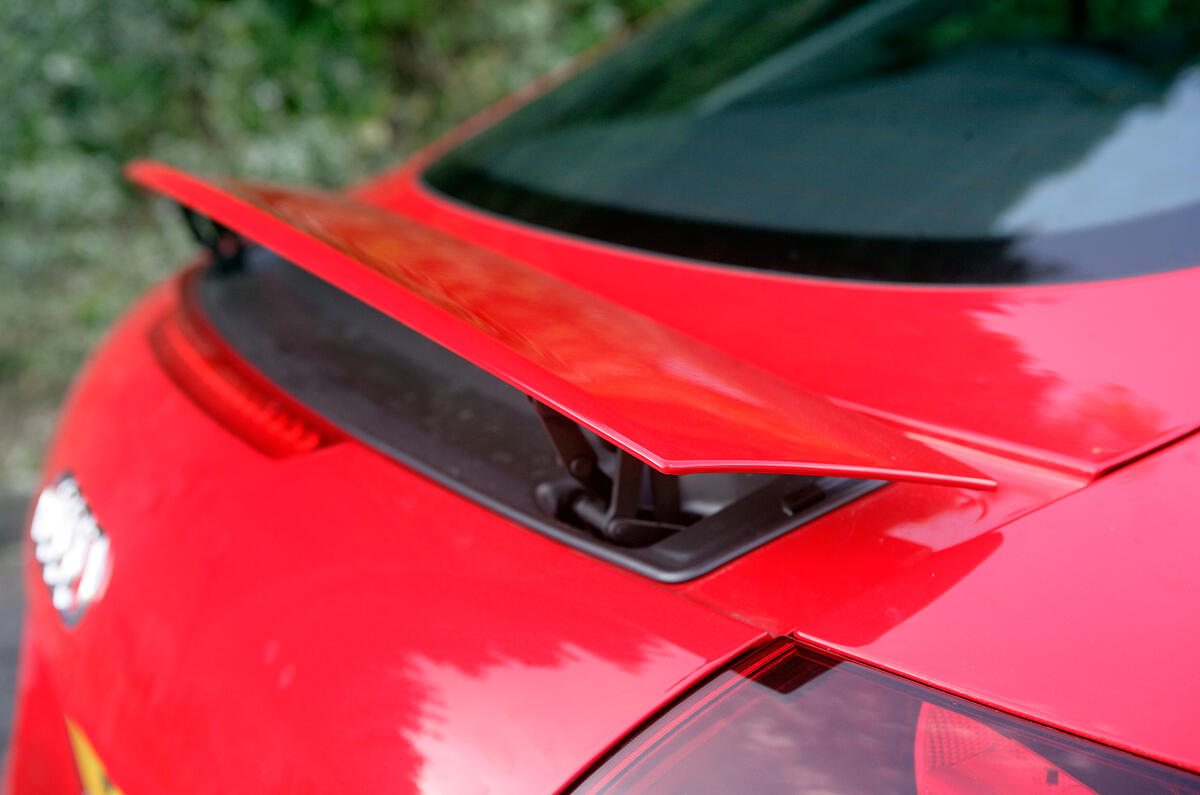 Rear spoiler only raises at speeds above 75mph to prevent lift  Audi TT's rear spoiler