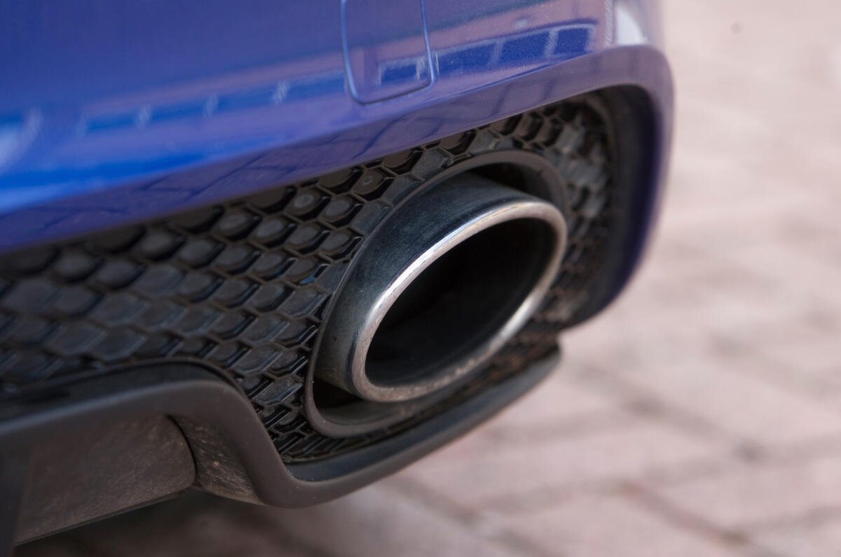 Audi TT RS's exhaust