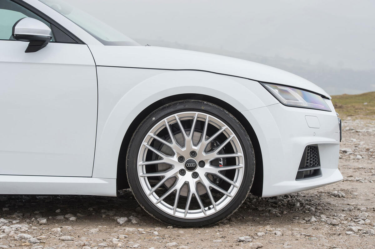 19in Audi TTS alloy wheels