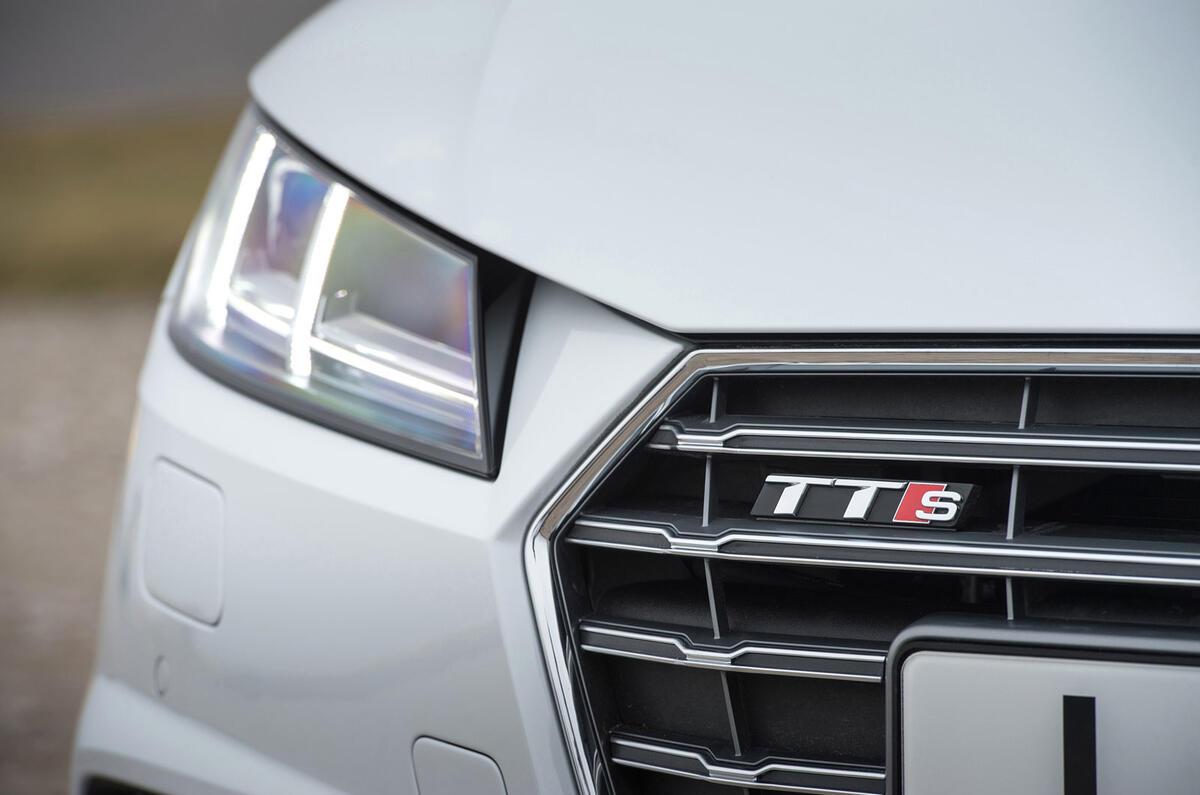 Audi TTS LED headlights