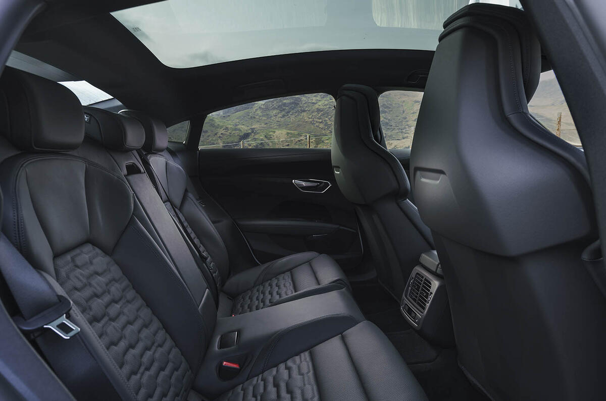 Sièges arrière de l'Audi E-tron GT
