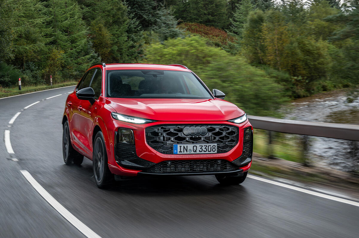 Audi Q3 TFSI progressivred SG47241