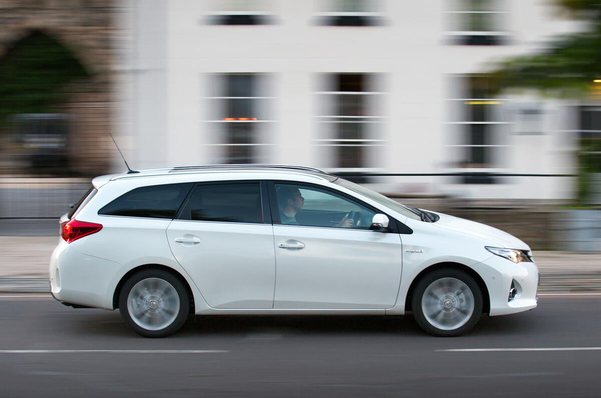 Toyota Auris Touring Sports Hybrid Toyota Auris Touring Sports Hybrid