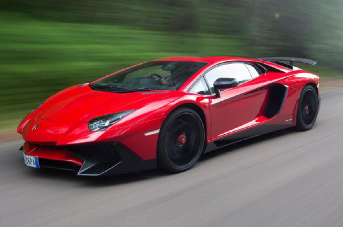 Lamborghini Aventador Sv Red