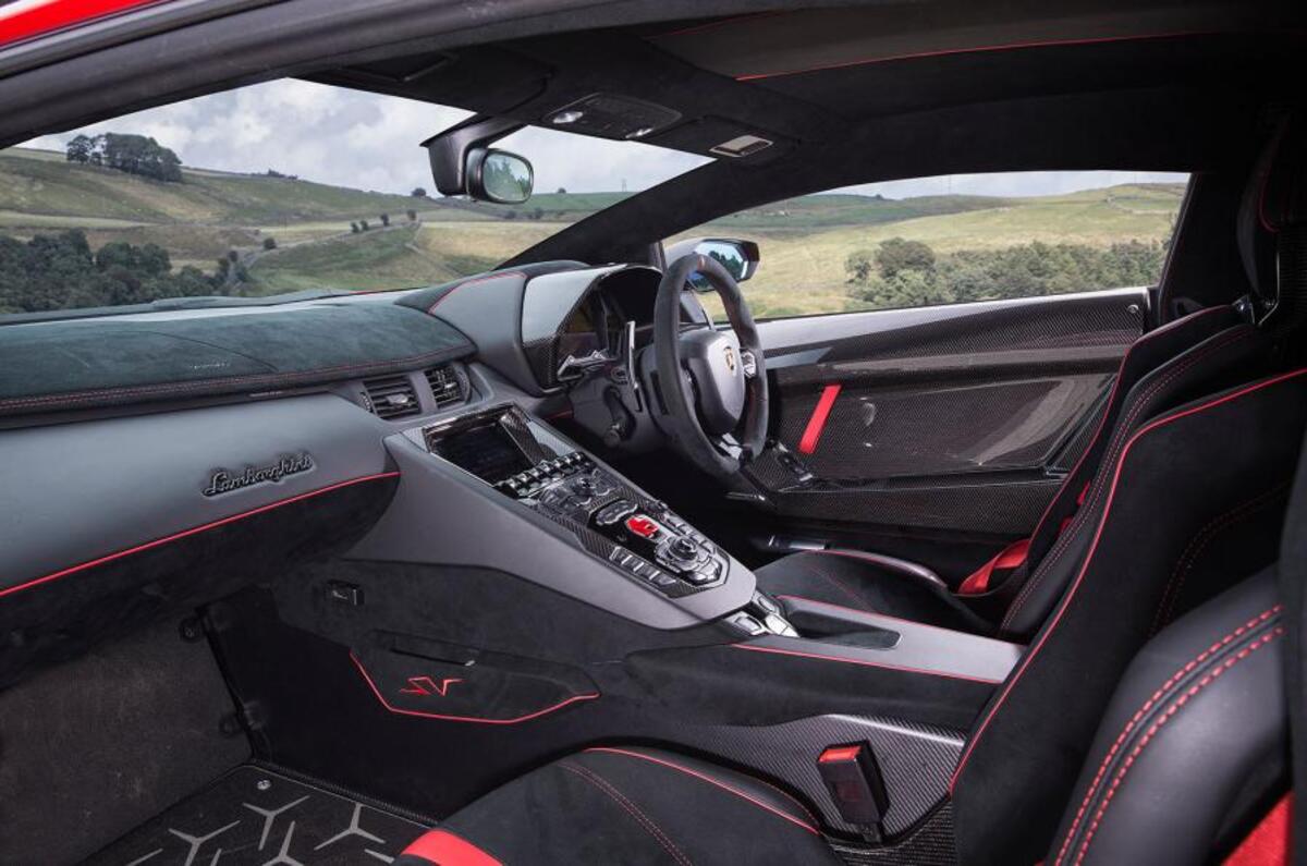 Lamborghini Aventador Sv Interior