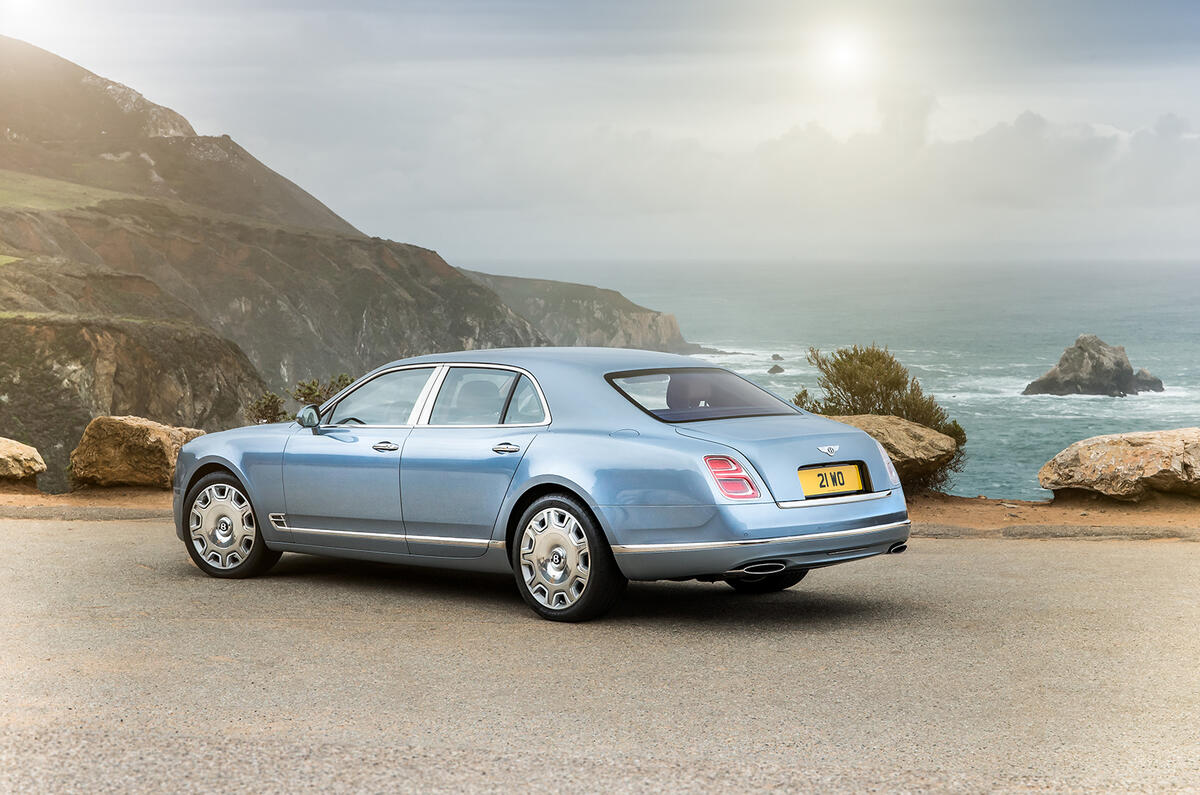 4 star Bentley Mulsanne 