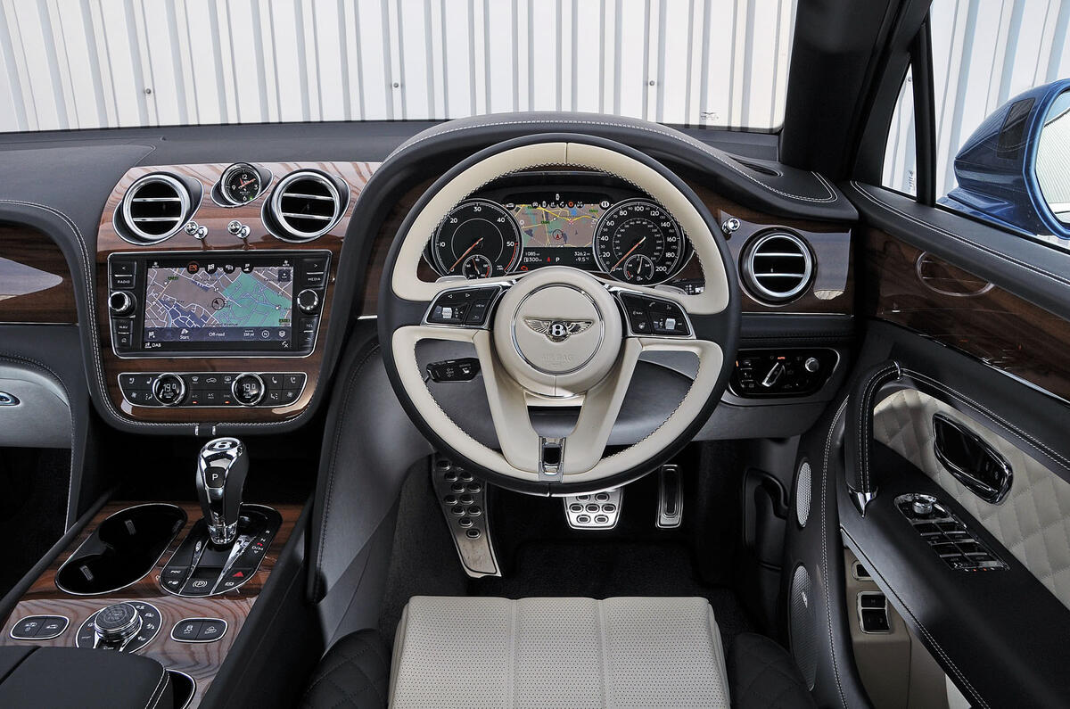 Bentley Bentayga Diesel dashboard