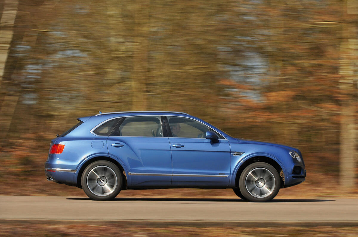 Bentley Bentayga Diesel side profile