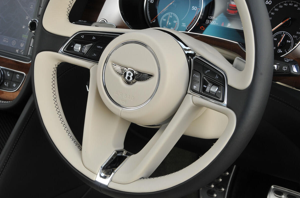 Bentley Bentayga Diesel steering wheel