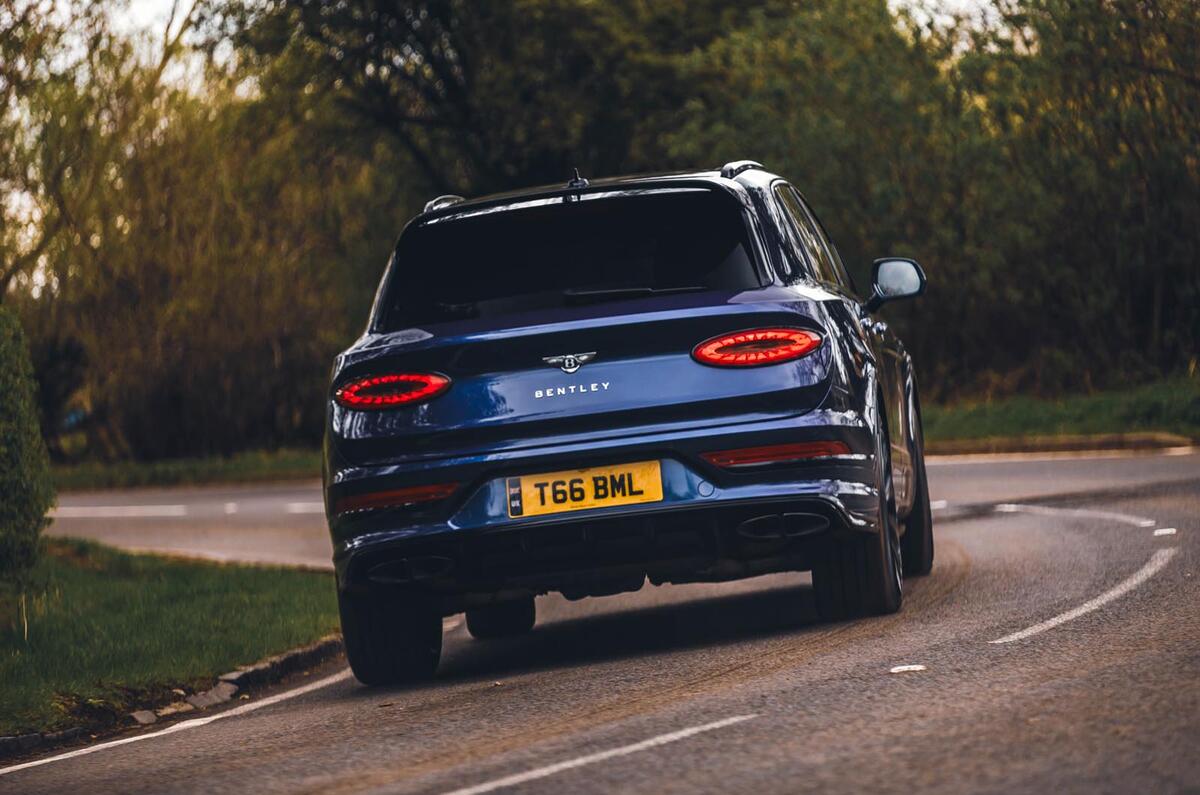 bentley bentayga mulliner ewb review 202425 rear cornering