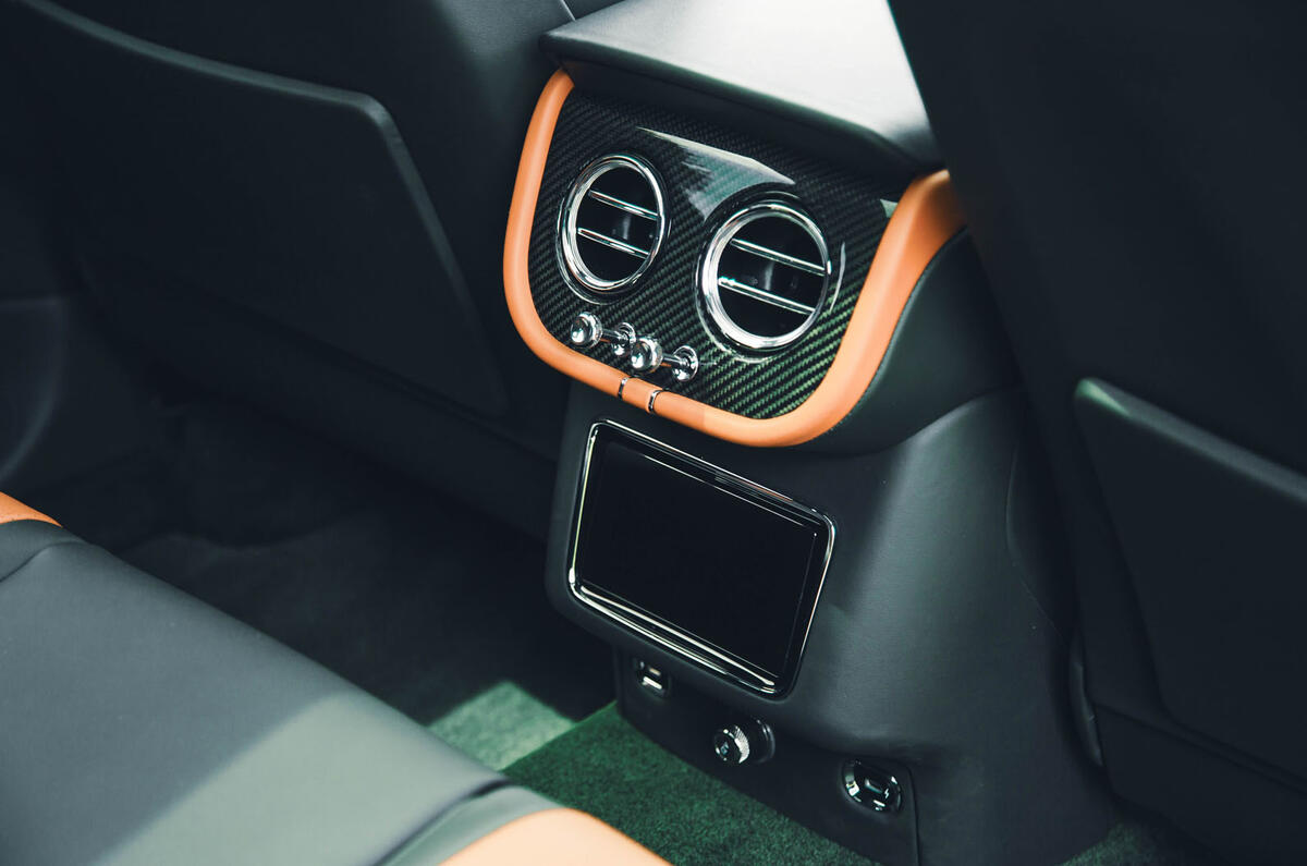 bentley bentayga s rt 2024 jh 26