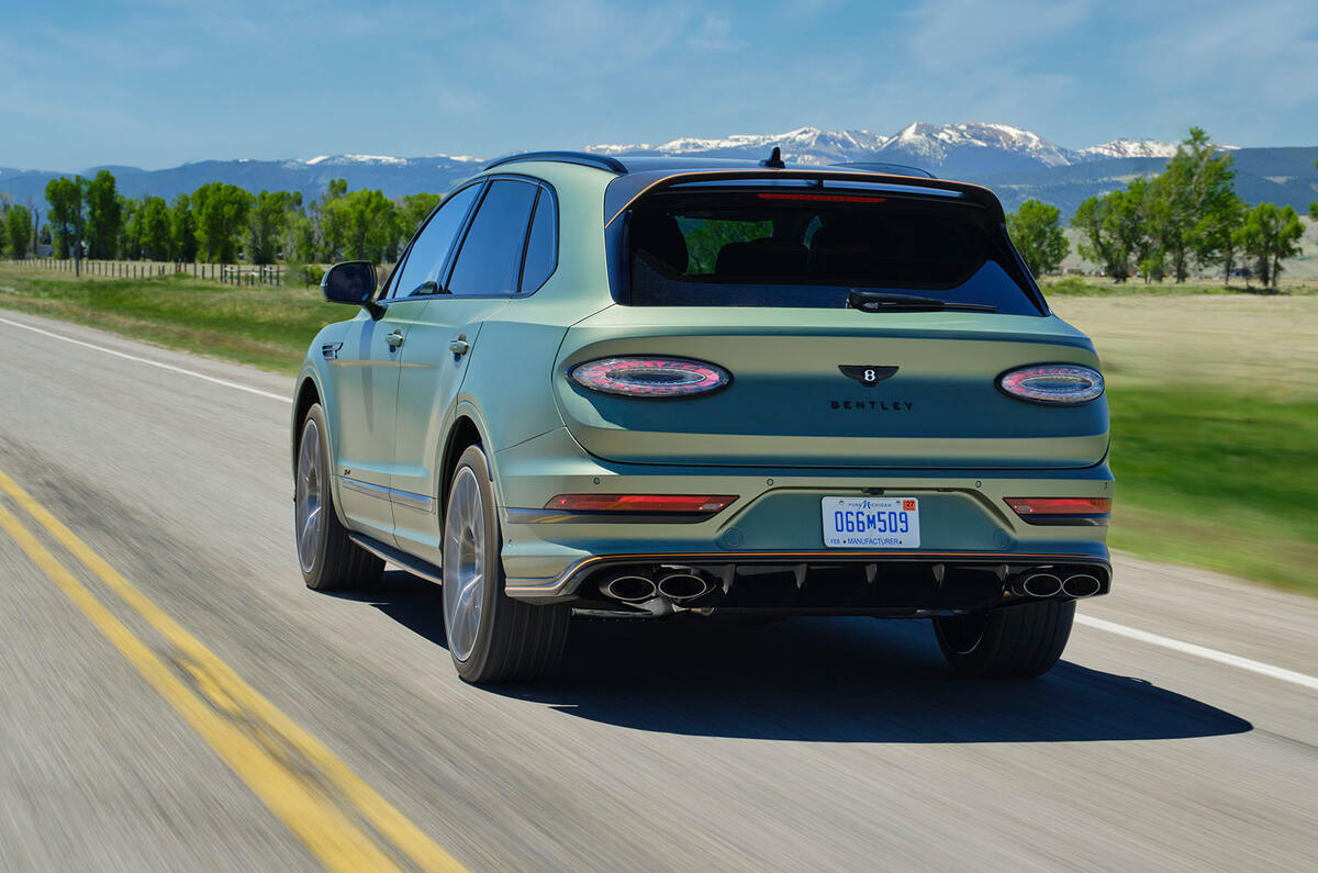 Bentley Bentayga Speed avis 2025 03 arrière