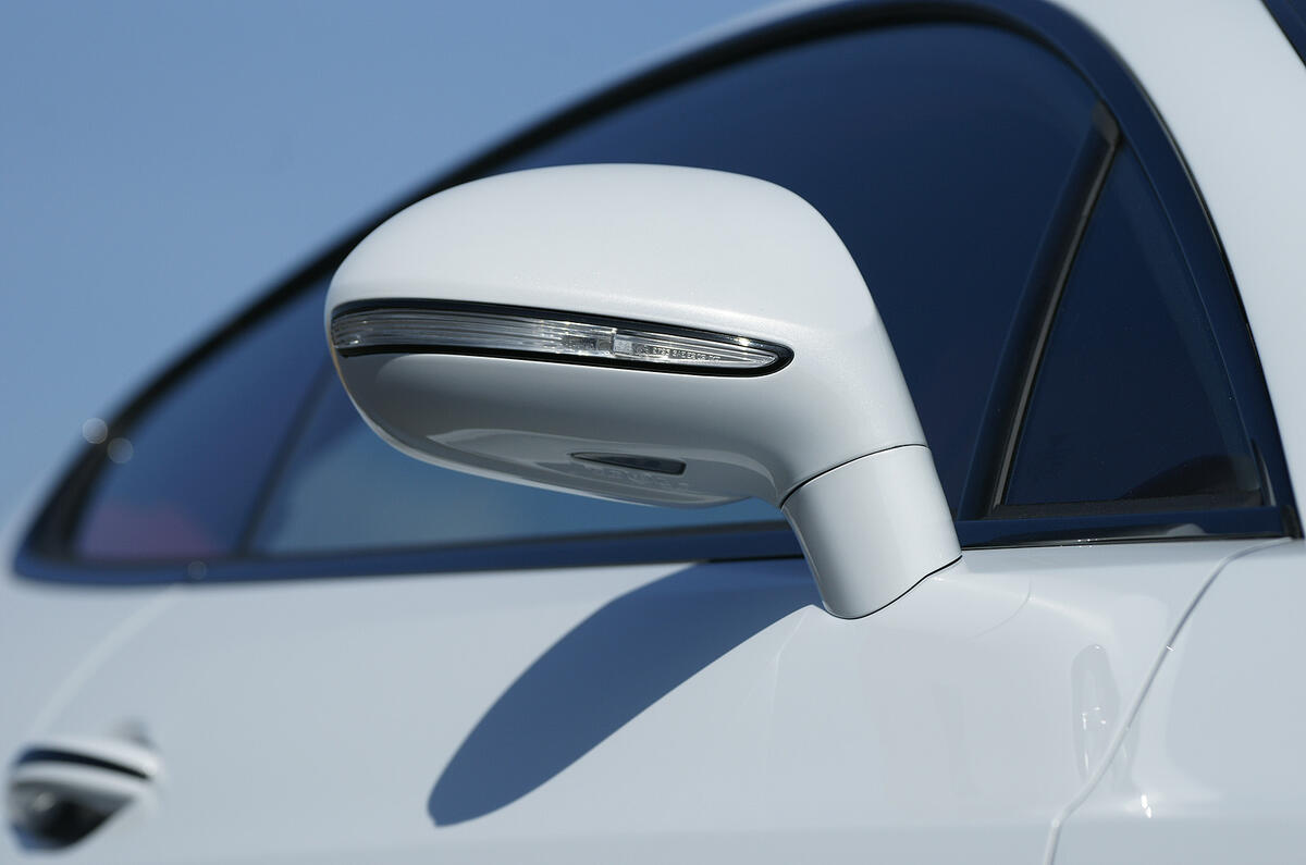 Bentley Supersports on video