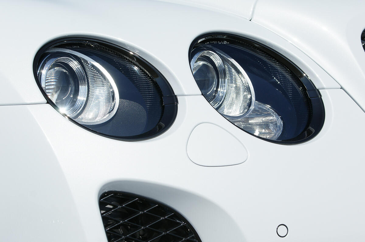 Bentley Supersports on video