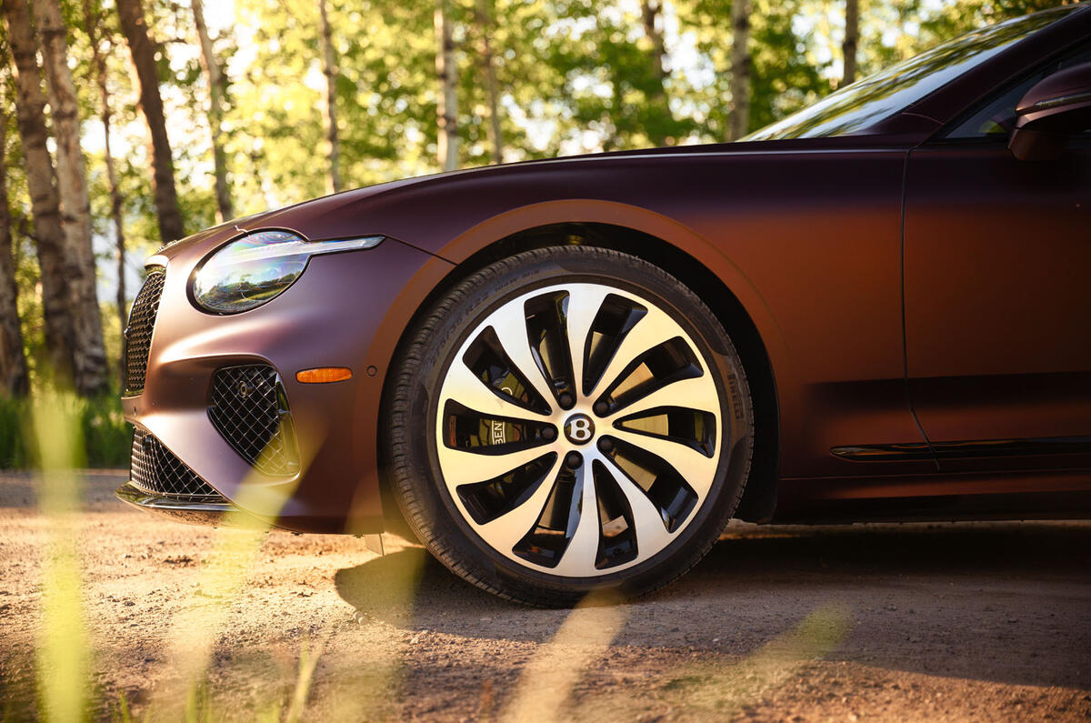 Bentley Continentl GT review 2025 05 wheel Bentley Continentl GT review 2025 05 wheel