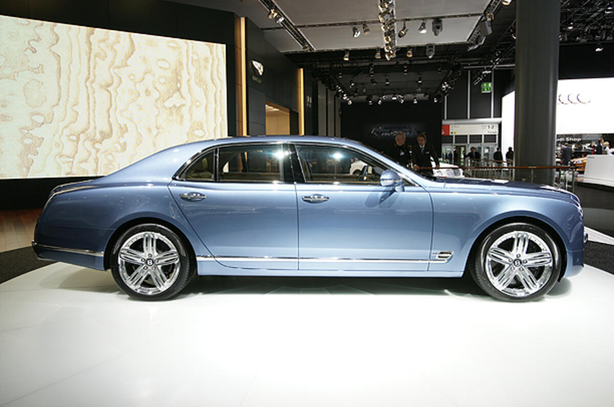 Bentley Mulsanne: full tech details