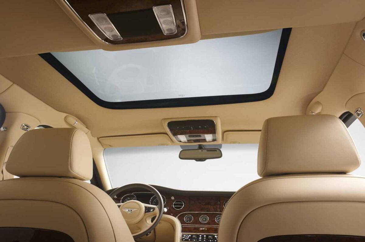 no title Geneva: Bentley Mulsanne Mulliner