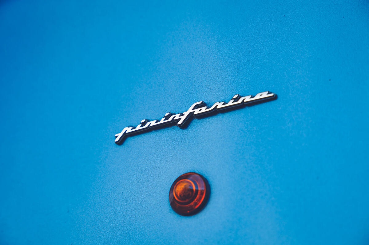 Bentley vs Aston vs Ferrari 29