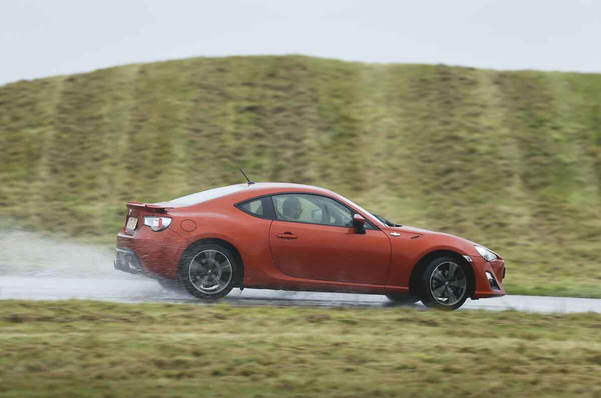 Comparison: What’s the best car in the wet? Comparison: What’s the best car in the wet?