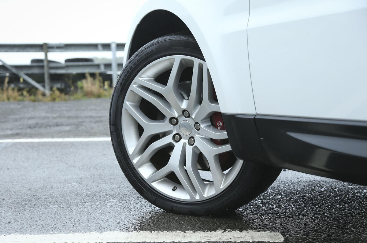 Comparison: What’s the best car in the wet? Comparison: What’s the best car in the wet?