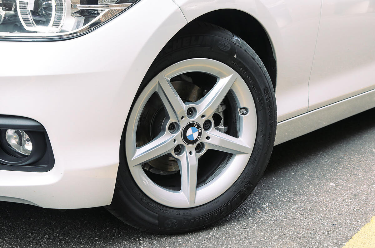BMW 1 Series 16in alloys