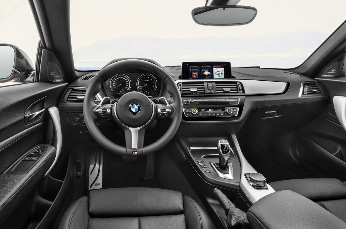 BMW 2 Series Coupé dashboard