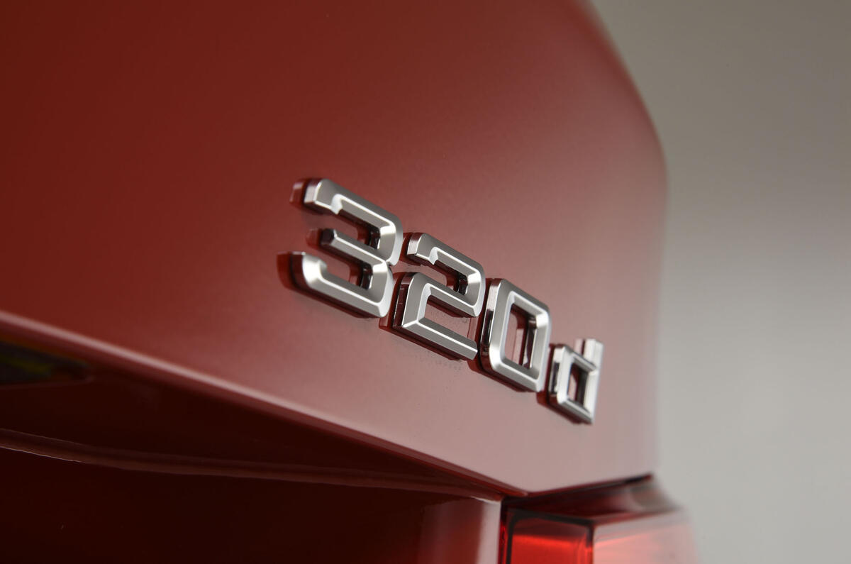 BMW 320d badging