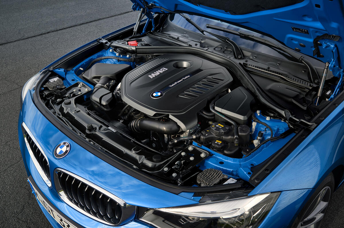3.0-litre BMW 340i GT engine