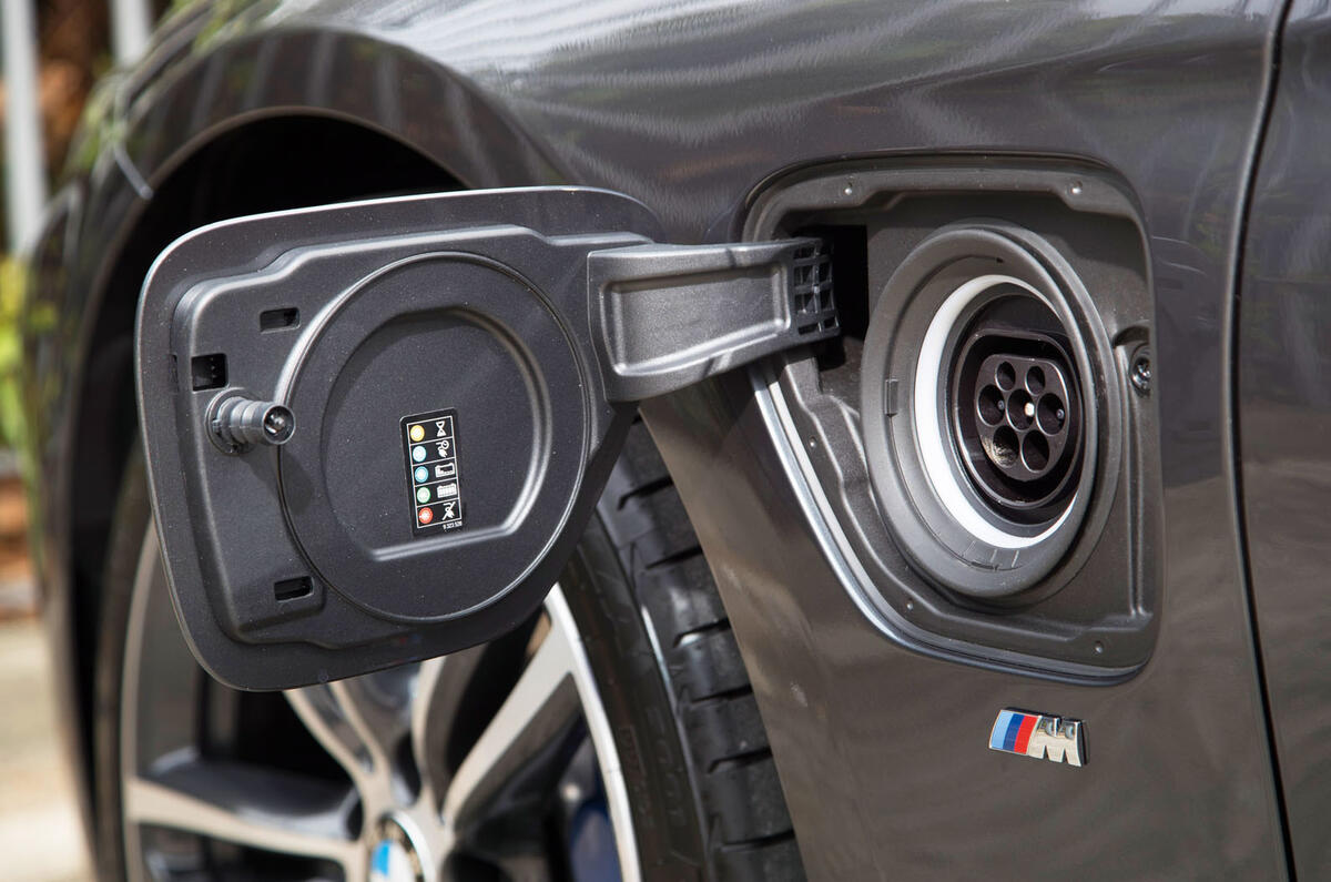 BMW 330e charging port