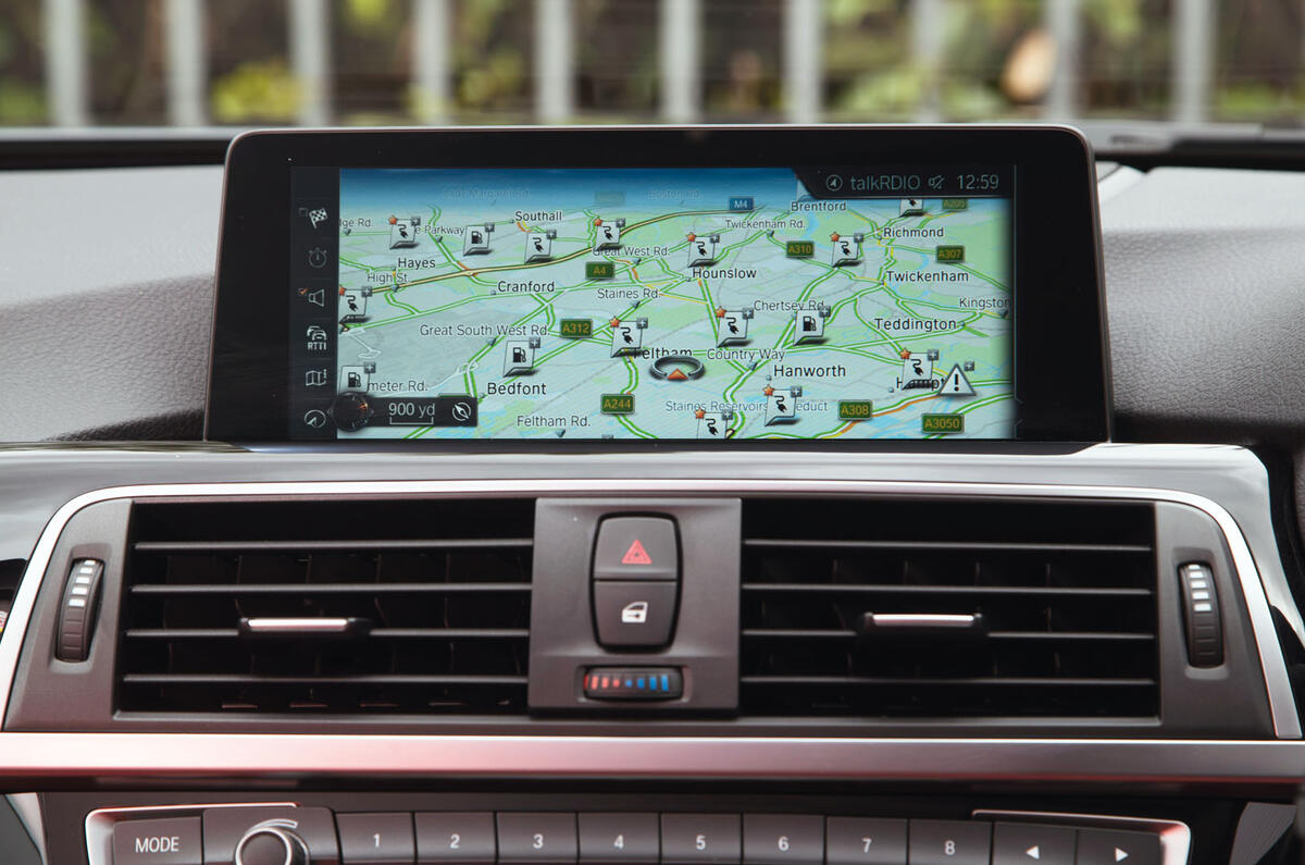 BMW 330e iDrive infotainment system