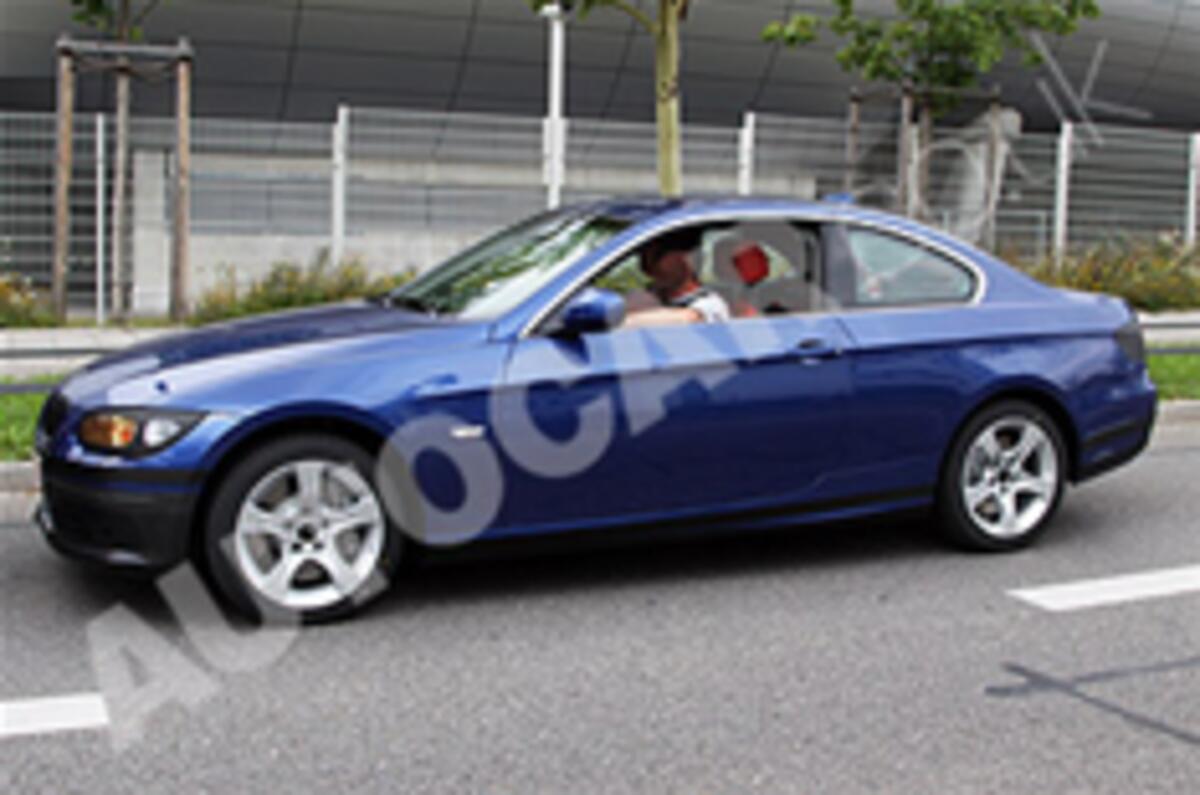 Facelifted BMW 3-series spied