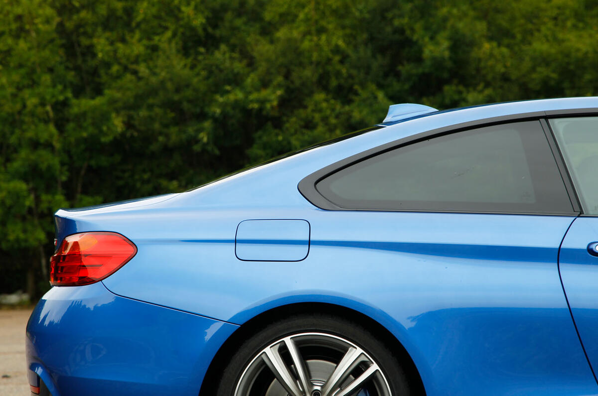 BMW 4 Series Coupé profile