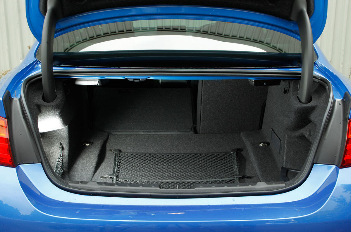 BMW 4 Series boot space