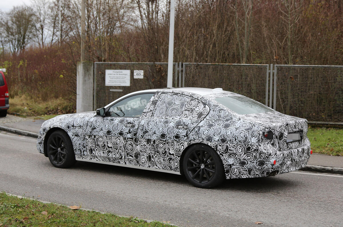 New BMW 5 Series to launch in 2016 - first spy pictures