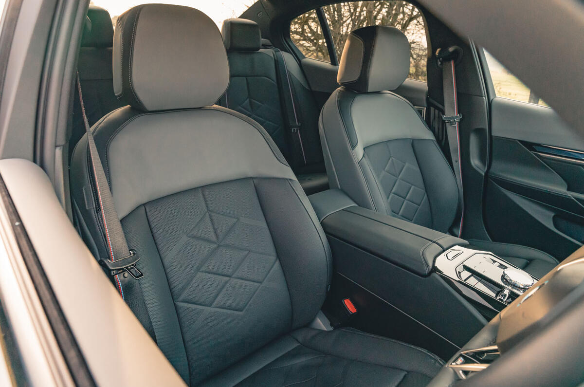 bmw 530e review 2024 17 front seats