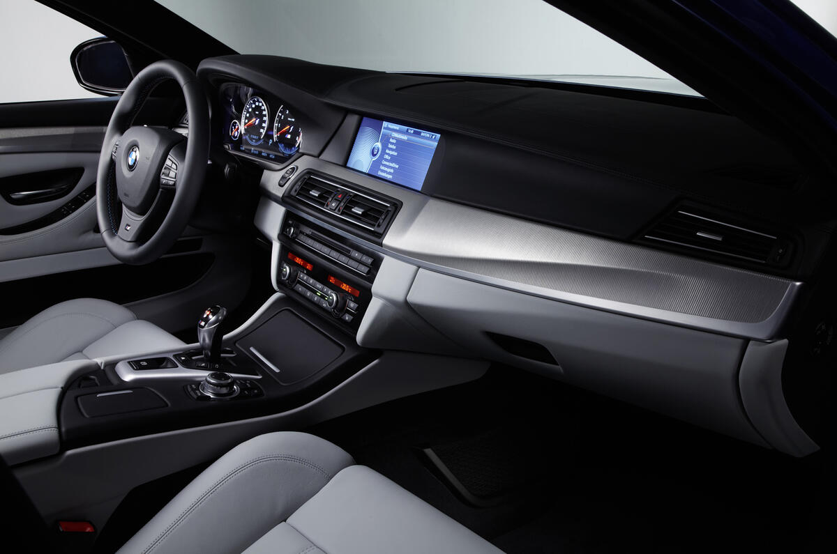 Frankfurt show: BMW M5 unveiled