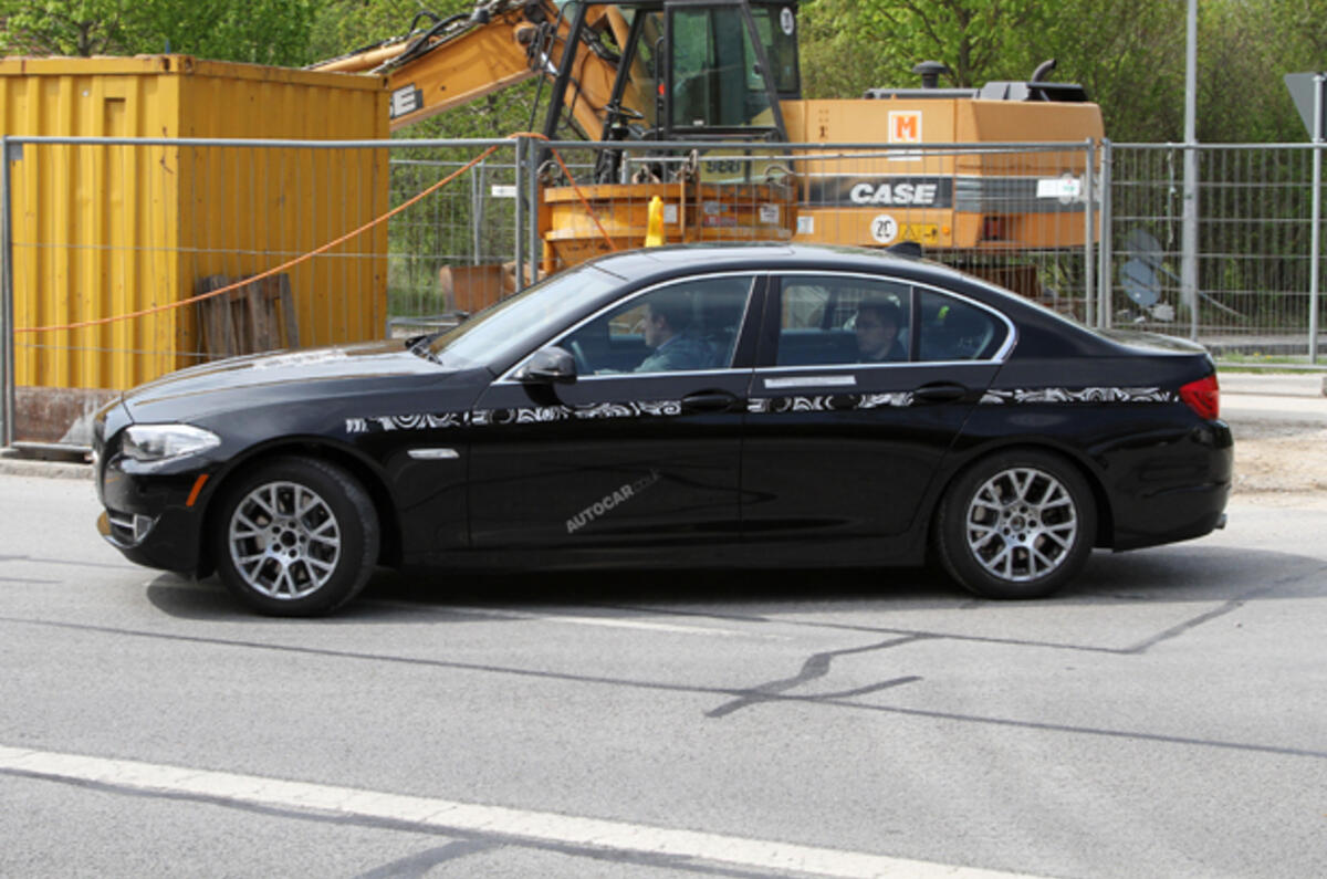 BMW 5-series hybrid spied