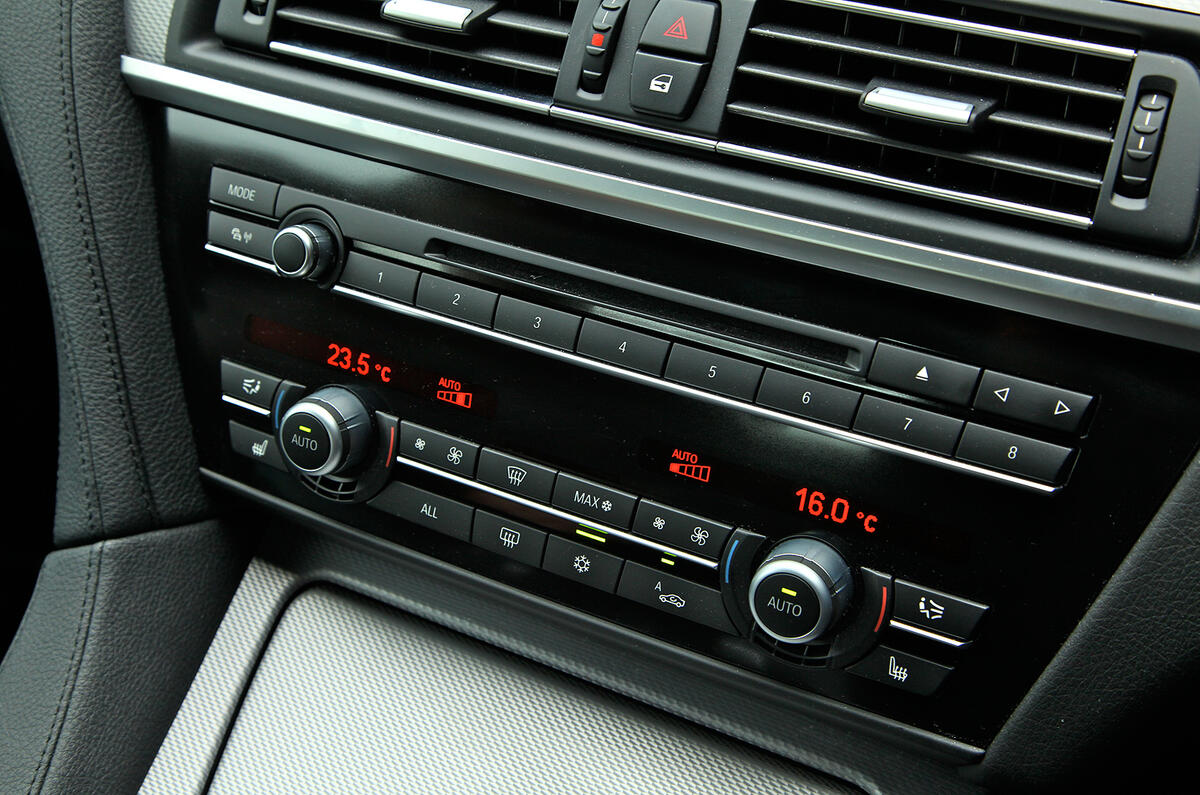 BMW 6 Series centre console