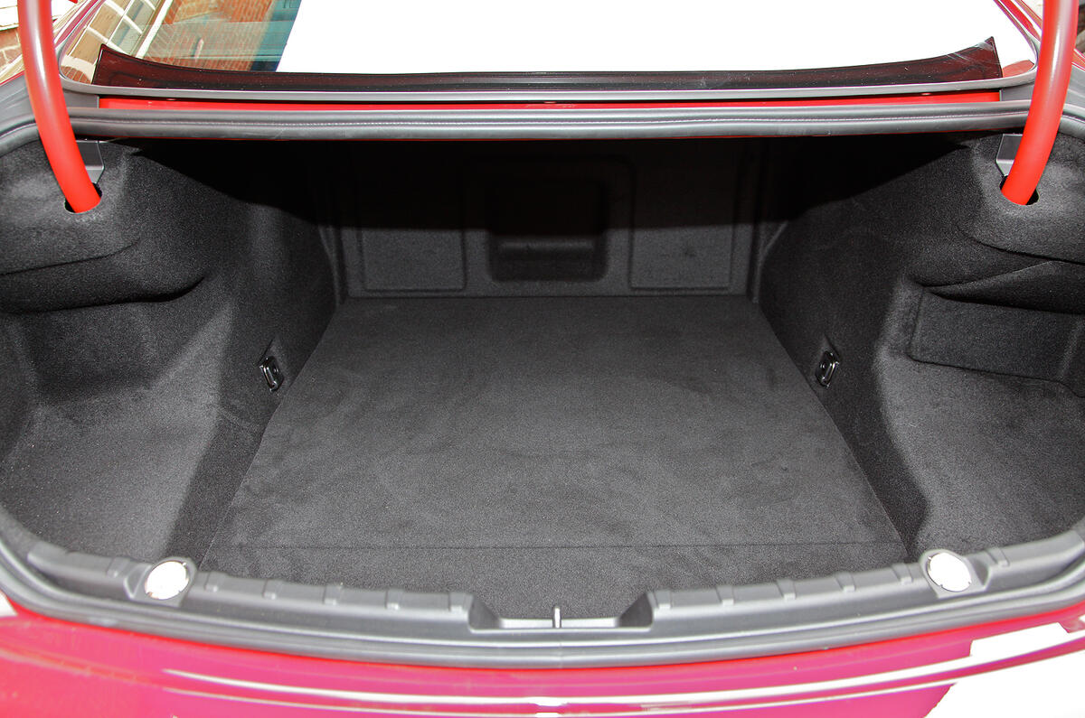 BMW 6 Series boot space